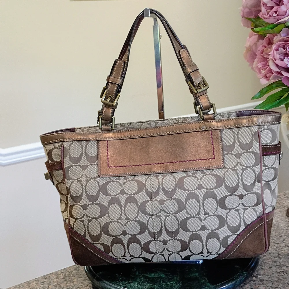 Coach Signature Galley Tote, Metallic leather, Suede corners